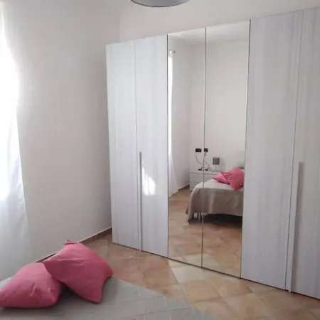Casa Sveva, A Pochi Passi Dalle Spiagge E Dal Centro Di Arma Di Taggia. Арма-ди-Таджа