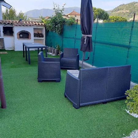 Nyaraló Casa Sveva, A Pochi Passi Dalle Spiagge E Dal Centro Di Arma Di Taggia.