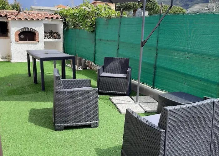Casa Sveva, A Pochi Passi Dalle Spiagge E Dal Centro Di Arma Di Taggia. Nyaraló